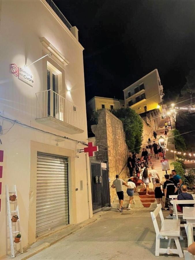 Dimora Del Cuore Guest House In Centro فيستَ المظهر الخارجي الصورة