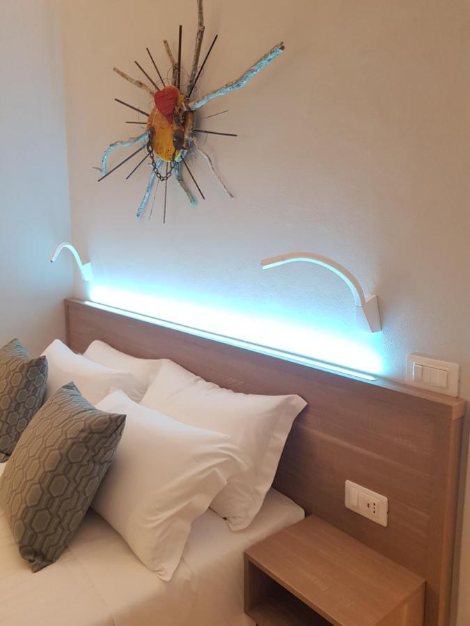 Dimora Del Cuore Guest House In Centro فيستَ المظهر الخارجي الصورة